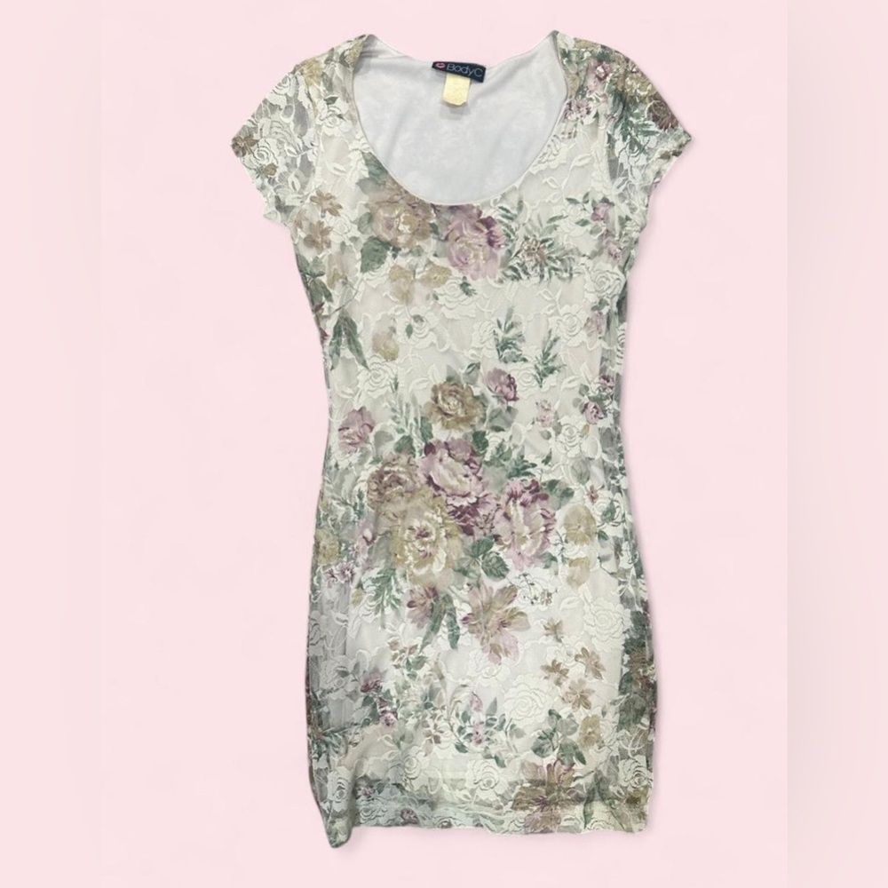 Body Central Floral Lace Midi Dress in White with Pastel Pink and Sage